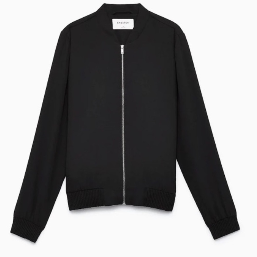 𝅺Aritzia Babaton Gilroy Bomber Size Medium
